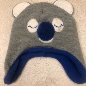 Toddler knit bear winter hat